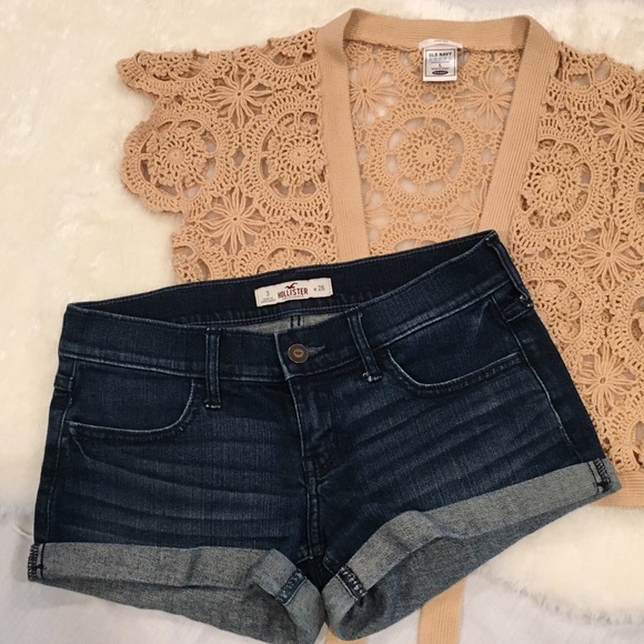 Hollister Pants - Hollister | Cuffed Denim Shorts